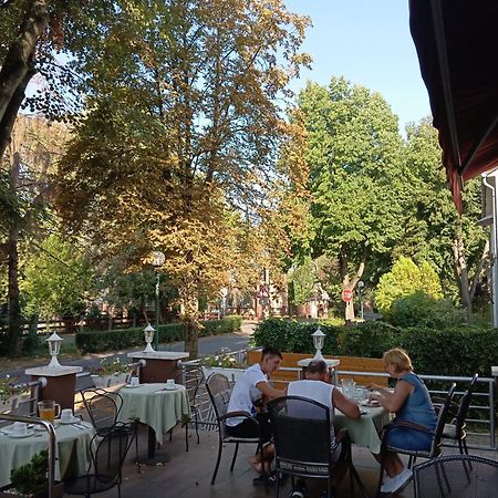 Hotel Pavai Hajdúszoboszló Екстериор снимка