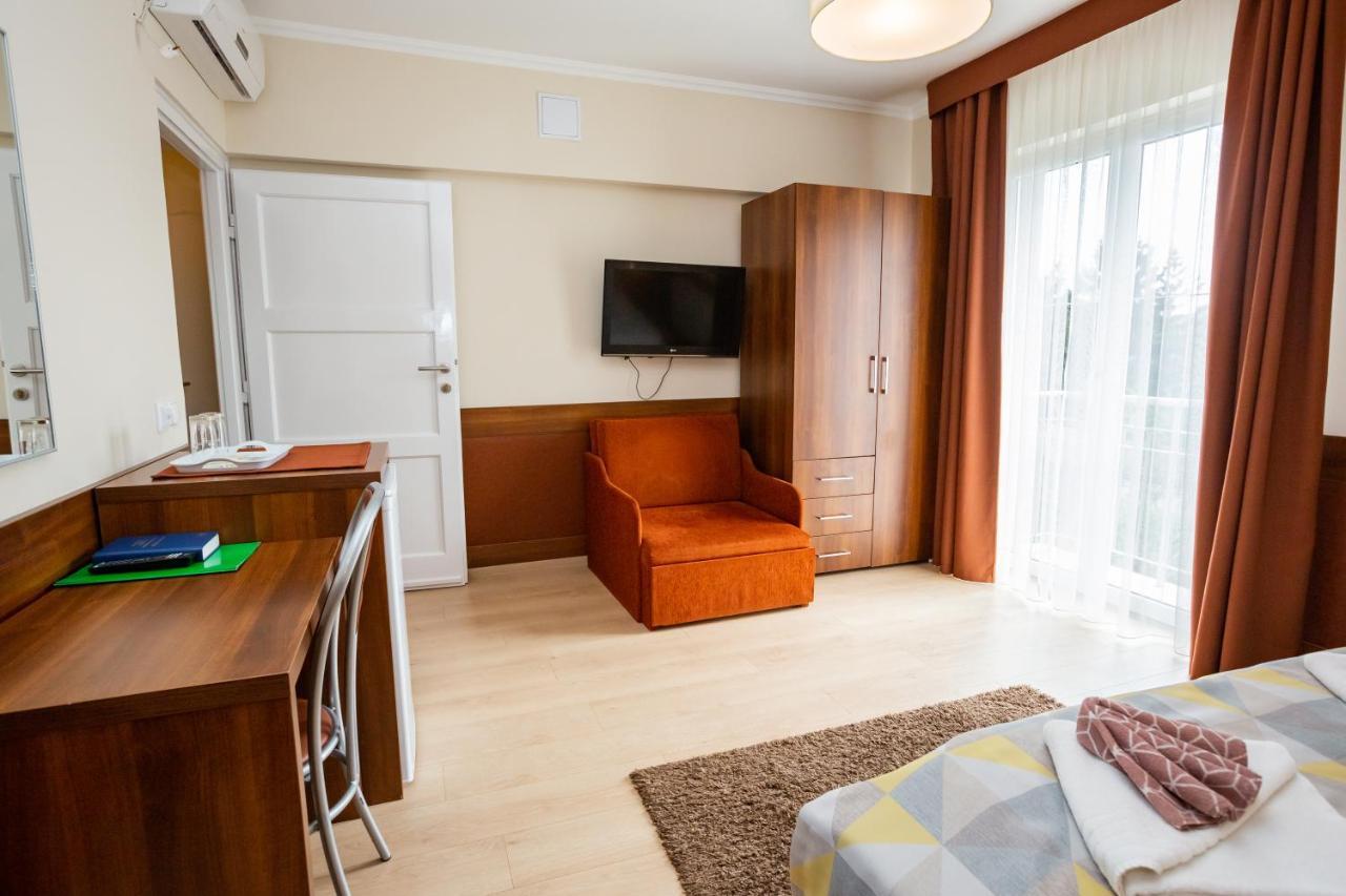 Hotel Pavai Hajdúszoboszló Екстериор снимка