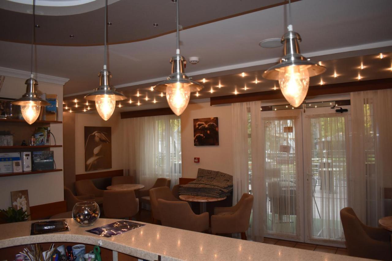 Hotel Pavai Hajdúszoboszló Екстериор снимка