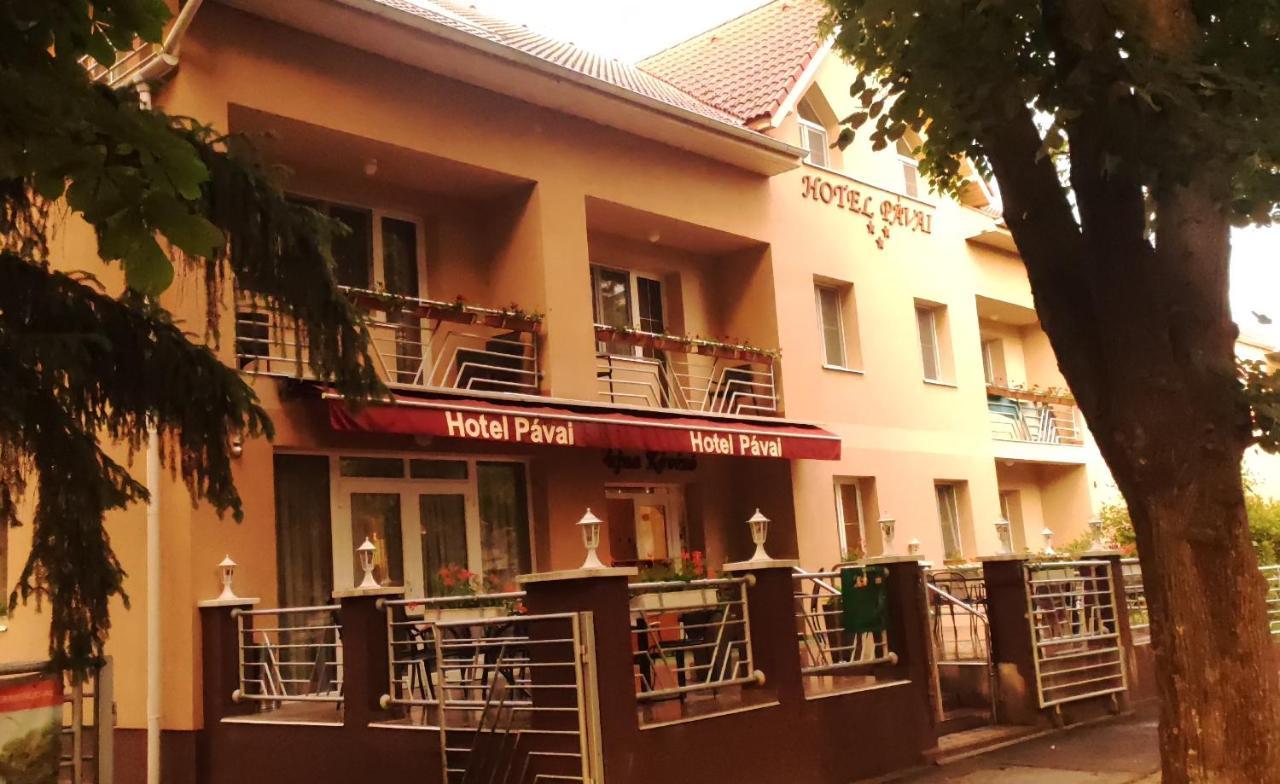 Hotel Pavai Hajdúszoboszló Екстериор снимка
