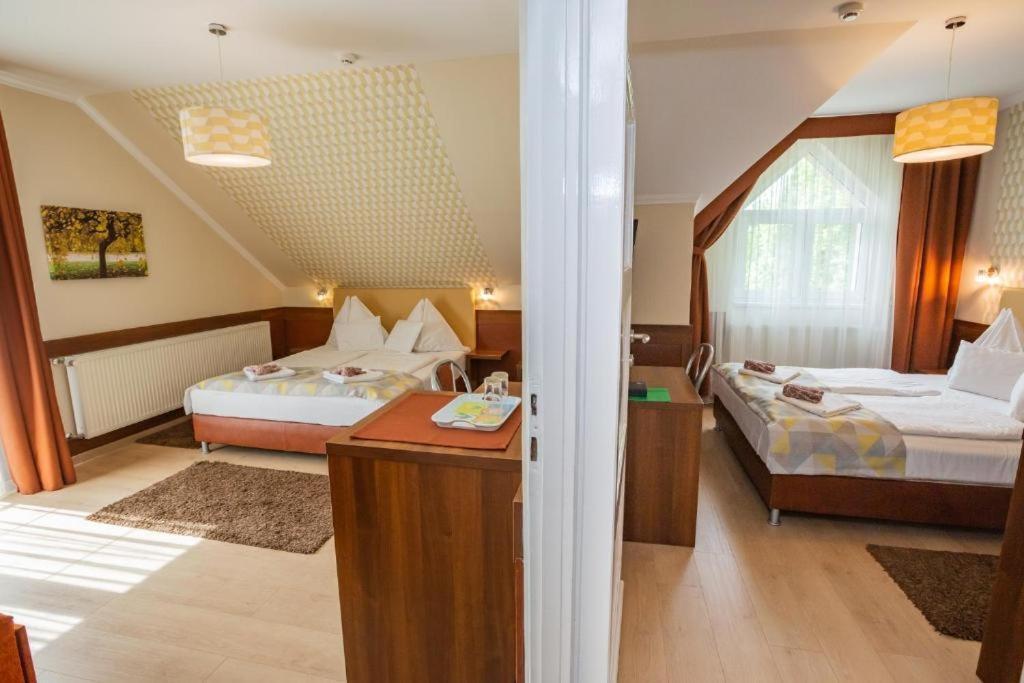 Hotel Pavai Hajdúszoboszló Екстериор снимка
