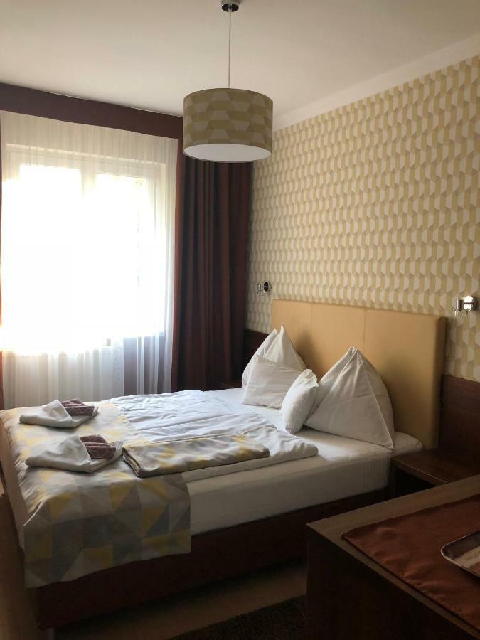 Hotel Pavai Hajdúszoboszló Екстериор снимка